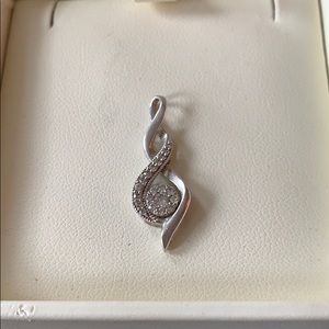 White gold Necklace pendant from Kay Jewelers